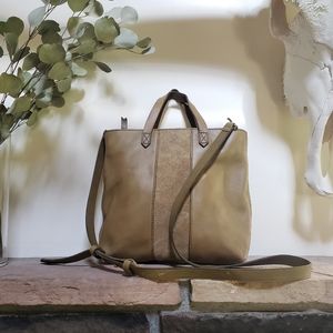 Green Crossbody 🌵